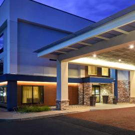 Hampton Inn White River Junction,位于白河交界处的酒店
