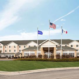 Hilton Garden Inn Dubuque Downtown，位于迪比克的酒店