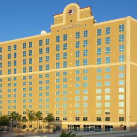 DoubleTree by Hilton Modesto，位于莫德斯托的酒店