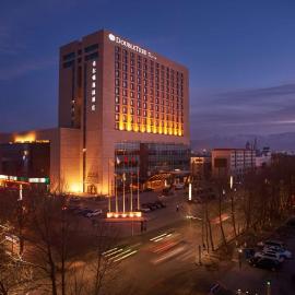 DoubleTree by Hilton Qinghai - Golmud，位于格尔木的酒店