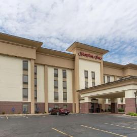 Hampton Inn Jefferson City at Capital Mall,位于杰斐逊城的酒店