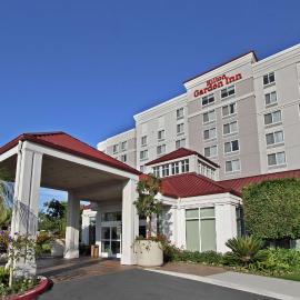 Hilton Garden Inn Oxnard/Camarillo，位于奥克斯纳德的酒店
