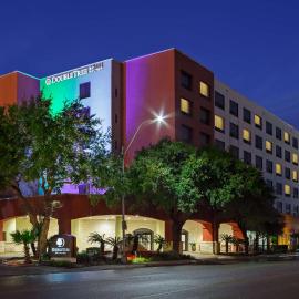 DoubleTree by Hilton San Antonio Downtown，位于圣安东尼奥的酒店
