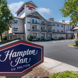 Hampton Inn Ukiah，位于尤奇亚的酒店