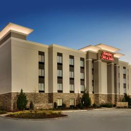 Hampton Inn and Suites Monroe，位于门罗的酒店