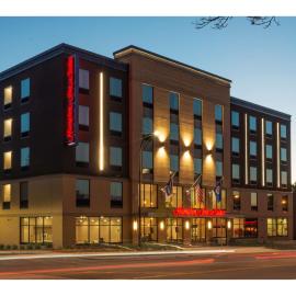 Hampton Inn and Suites Minneapolis University Area, MN，位于明尼阿波利斯的酒店