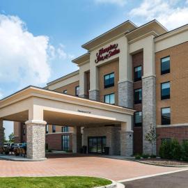 Hampton Inn & Suites Wixom/Novi/Detroit, Mi，位于威克瑟姆的酒店