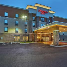 Hampton Inn Simpsonville，位于Simpsonville的酒店
