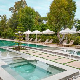 Grecotel Ilia Palms，位于卢特拉基利尼斯的酒店