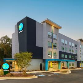 Tru By Hilton Atlanta Northlake Parkway, Ga，位于亚特兰大的酒店
