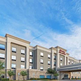 Hampton Inn & Suites Dallas I-30 Cockrell Hill, Tx,位于达拉斯的酒店