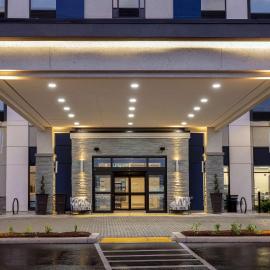 Hampton Inn & Suites Burlington, Ontario, Canada，位于伯灵顿的酒店