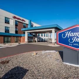 Hampton Inn By Hilton Williams，位于威廉姆斯的酒店