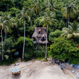 CASITAS MARAIKA HOTEL & BEACH CLUB, Puerto Vallarta，位于巴亚尔塔港的酒店