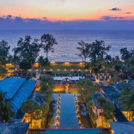 Marriott's Phuket Beach Club，位于迈考海滩的酒店