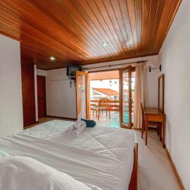 Arbiru Beach Resort，位于帝力的酒店