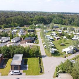 Vakantiepark Camping de Peelpoort，位于Asten-Heusden的酒店
