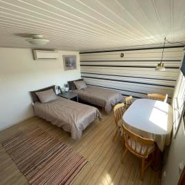 Cozy cottage stay，位于法尔肯贝里的酒店