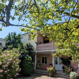 Kakheti Apartment，位于Dedoplis Tskaro的酒店
