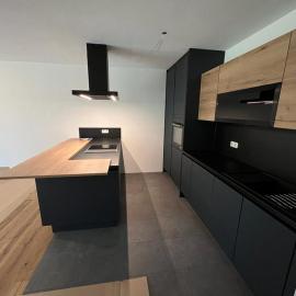 PR Apartment，位于Lenzing的酒店