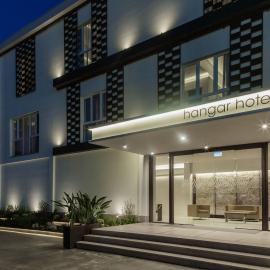 Hangar Hotel,位于Teverola的酒店