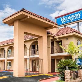 Rodeway Inn & Suites Bellflower，位于贝尔弗劳尔的酒店