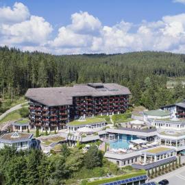Hotel Vier Jahreszeiten am Schluchsee，位于施卢赫湖的酒店