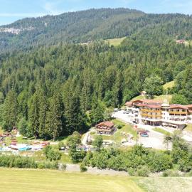 Hotel Berghof，位于瑟尔的酒店