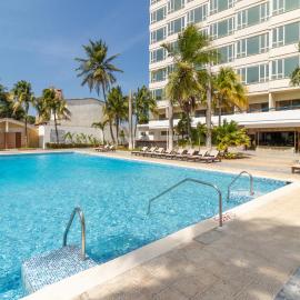 Hotel Faranda Express Puerta del Sol Porlamar,位于波拉马尔的酒店