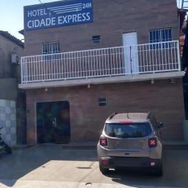 HOTEL CIDADE EXPRESS 24H，位于特雷西纳的酒店