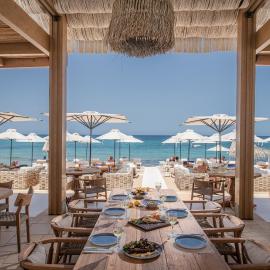 Parthenis Beach, Suites by the Sea，位于玛利亚的酒店