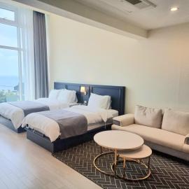 Rich Hotel，位于济州市的酒店