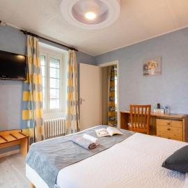 Logis Hôtel La crémaillère,位于阿热莫的酒店