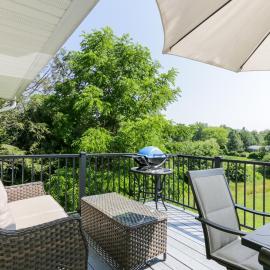 Connecticut Retreat: Steps to Historic Downtown!，位于利奇菲尔德的酒店
