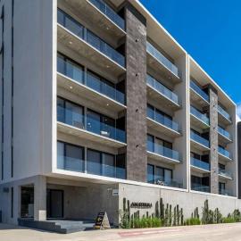 Casa Sueño - Modern, spacious & luxurious brand new condo，位于卡波圣卢卡斯的酒店