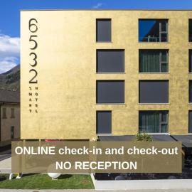 6532 Smart Hotel - Self check-in，位于Arbedo-Castione的酒店