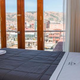 Hotel Turístico Everest，位于瓦拉斯的酒店