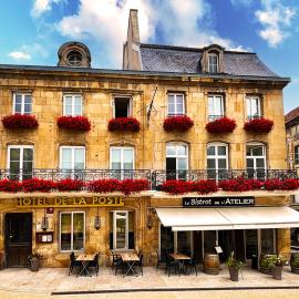Hotel De La Poste，位于朗格勒的酒店