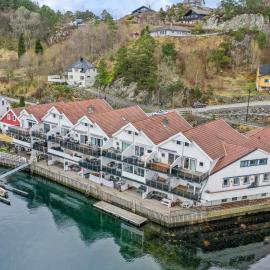 Tysnes Sjø og Fritid，位于Uggdalseidet的酒店