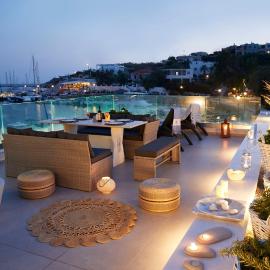 Azura View Foinikas，位于菲尼卡斯的酒店