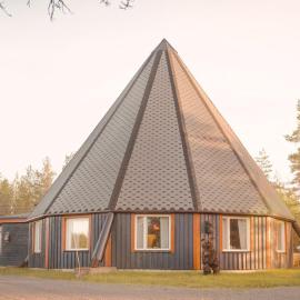 Långforsen Glamping & Lapland Experience，位于哈帕兰达的酒店