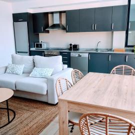Apartamento en Sada con Piscina，位于萨达的酒店