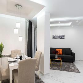 Top Central Apartment & Free Parking
