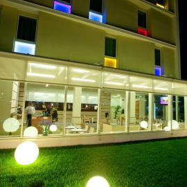 Breaking Business Hotel，位于莫夏诺圣安杰洛的酒店