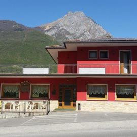 B&B La Villetta，位于Niardo的酒店