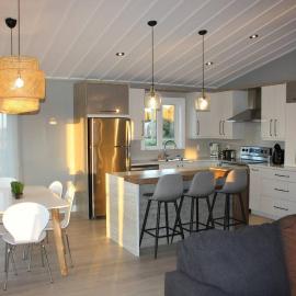 Luxueux chalet sur la plage - Baie des Chaleurs，位于卡拉凯特的酒店