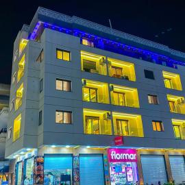 Appart-Hôtel Luxury SuiteMar，位于米迪克的酒店