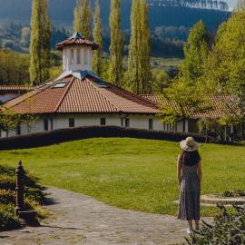 Amalurra Ecohotel & Retreat Center，位于Artzentales的酒店