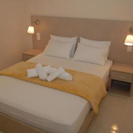 Eleni Kandilari Rooms,位于科奇嫩奈隆的酒店