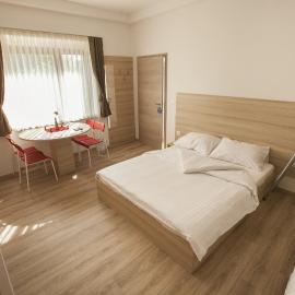 Sweet Dreams Rooms and Apartments Postojna，位于波斯托伊纳的酒店